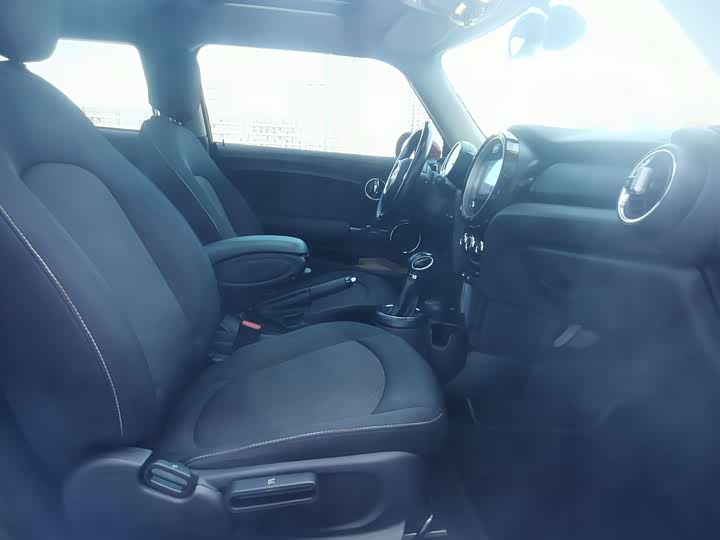 MINI Hatch — фото 10