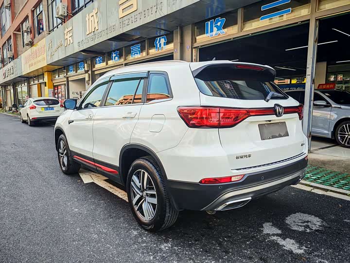 Changan CS75 2023 1.5 T DCT — фото 6