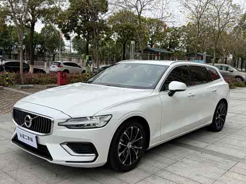 Volvo V60 2020 T 4 — фото 16