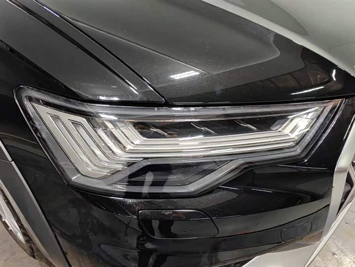 Audi A6 2022 allroad quattro 55 TFSI — фото 14