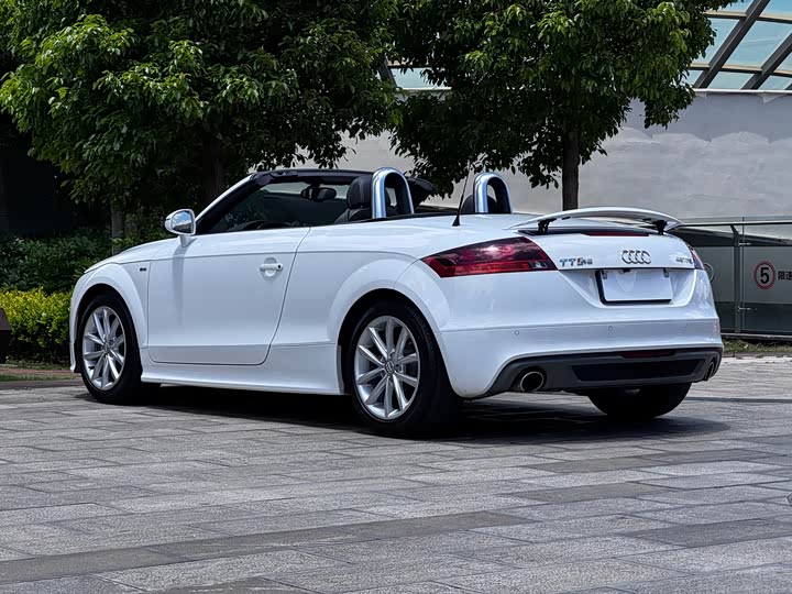 Audi TT 2013 TT Roadster 45 TFSI — фото 10