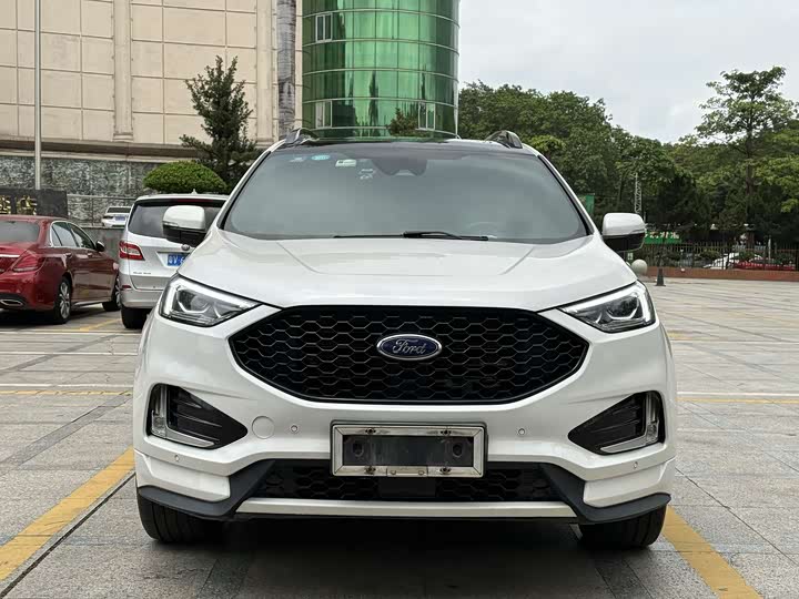 Ford Edge — фото 2