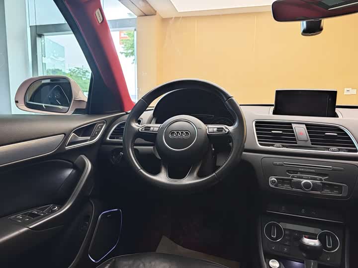 Audi Q3 2018 30 TFSI — фото 16