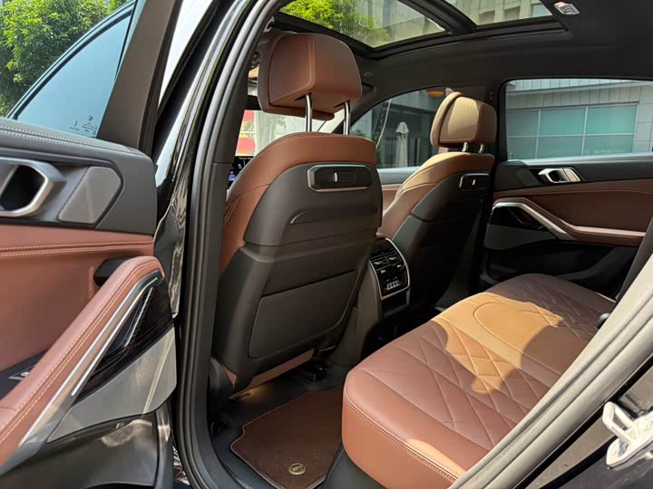BMW X6 2023 x Drive 40i M — фото 11