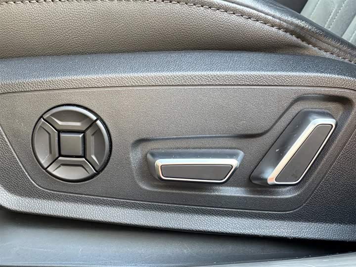 Audi A6L 2023 45 TFSI — фото 19