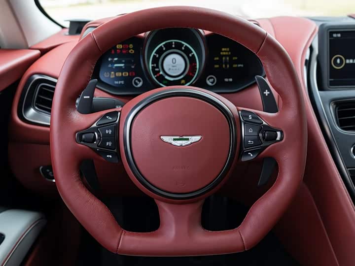 Aston Martin DBS 2019 DBS Superleggera V 12 Coupe — фото 11