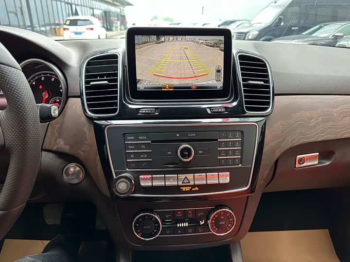 Mercedes-Benz GLE 2015 GLE 400 4 MATIC — фото 16