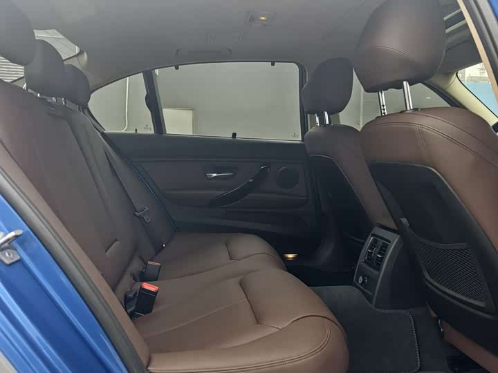BMW 3-Series 2018 320 Li Leading M — фото 12