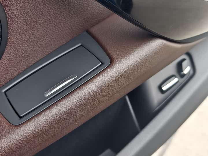 BMW 3-Series 2018 320 Li Leading M — фото 20