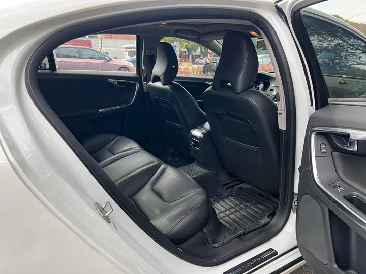 Volvo S60 2016 S 60 L T 3 — фото 14