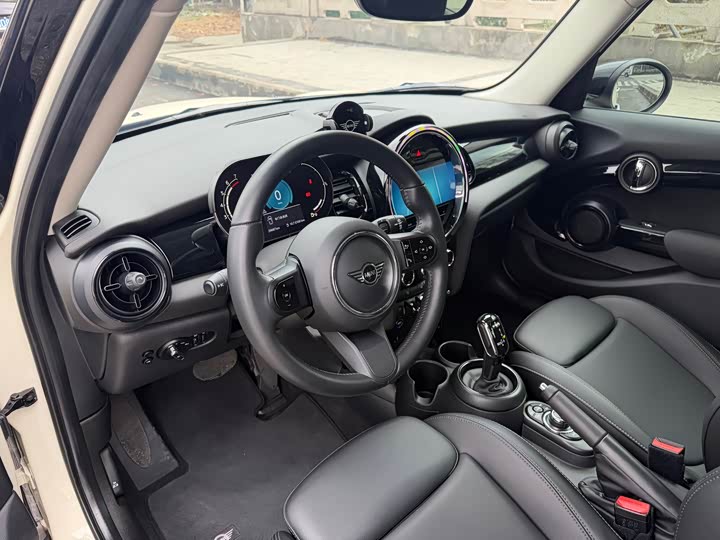 MINI Hatch — фото 10