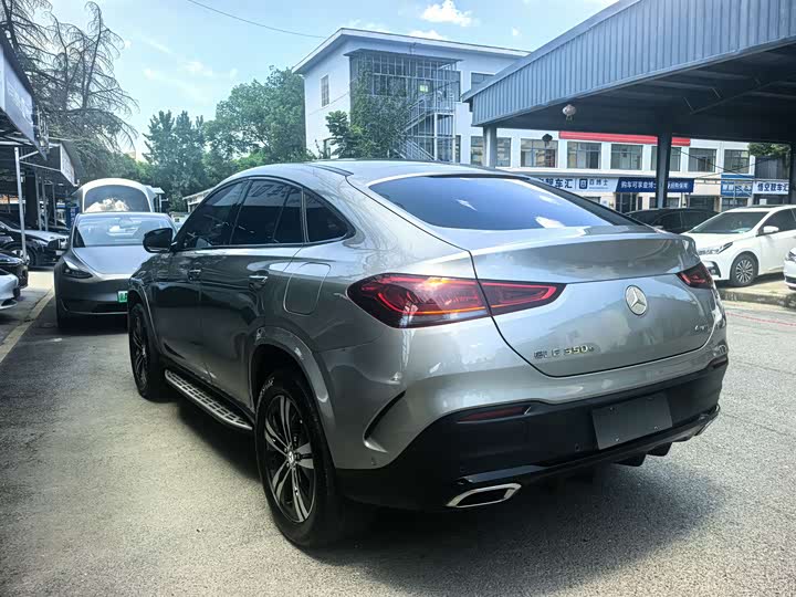 Mercedes-Benz GLE 350 e 4MATIC SUV — фото 12