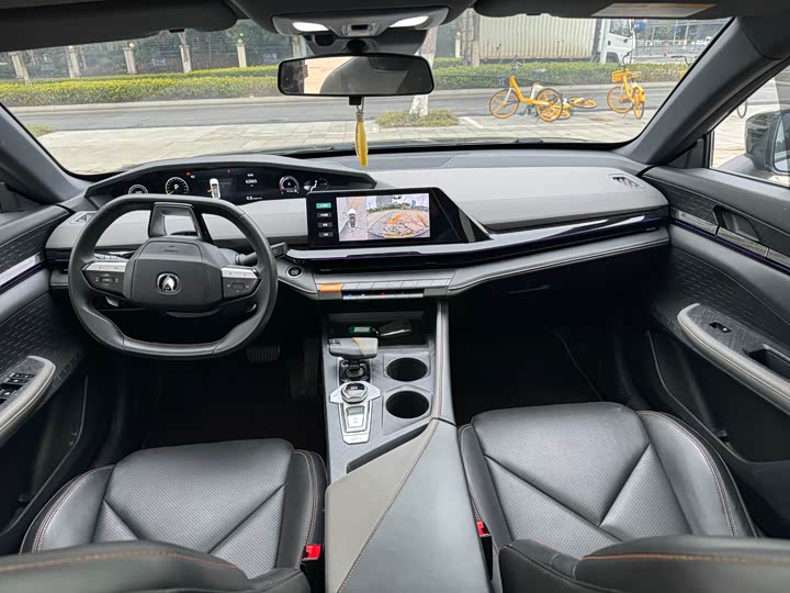 Changan UNI-V 2022 1.5 T — фото 10