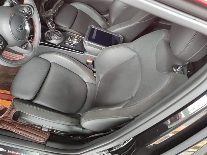 MINI Hatch — фото 15