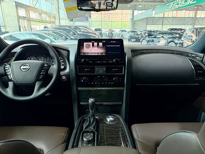 Nissan Patrol — фото 15