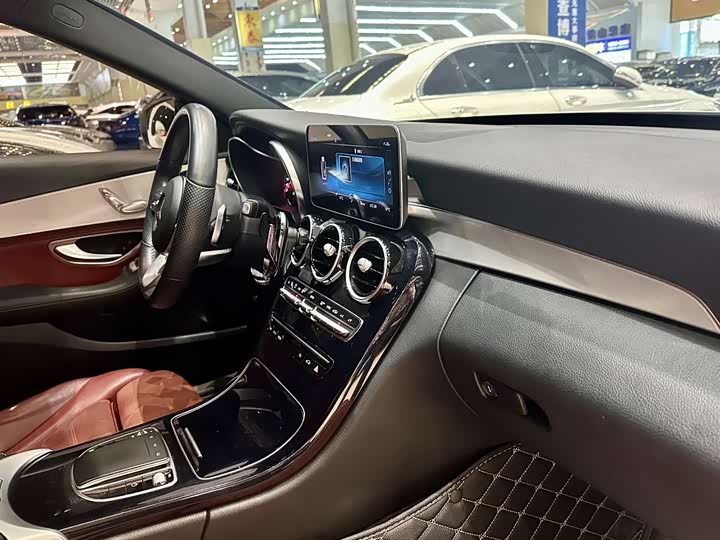 Mercedes-Benz C-Class C 260 спорт — фото 5