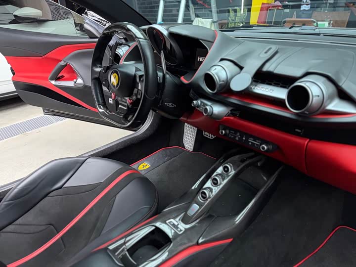 Ferrari 812 2017 6.5 L Superfast — фото 33