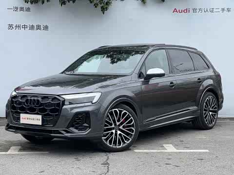 Audi SQ7 2024 4.0 TFSI — фото 11