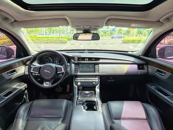 Jaguar XFL 2018 XFL 2.0 T 200 PS — фото 14