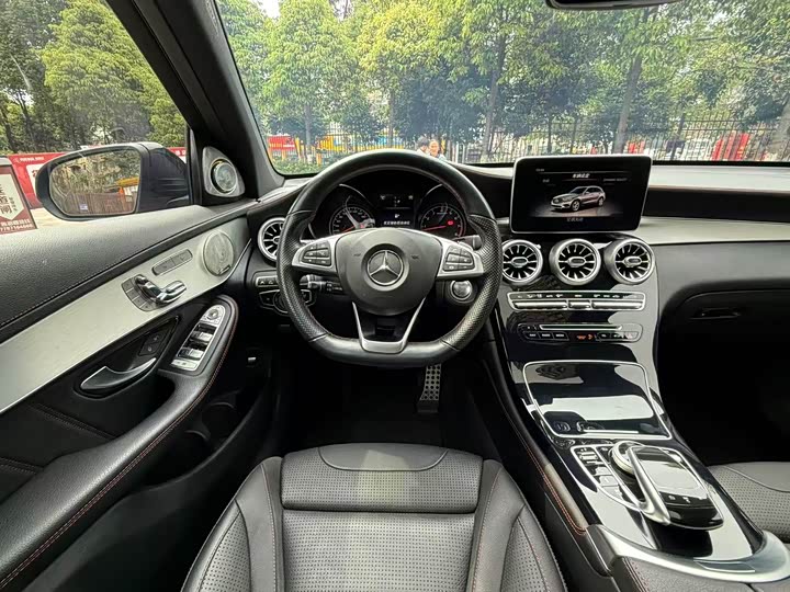 Mercedes-Benz GLC 2017 AMG GLC 43 4 MATIC — фото 31