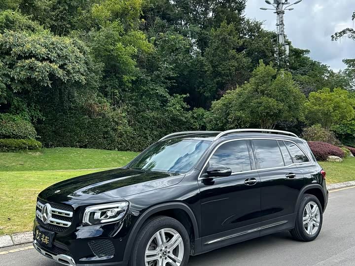 Mercedes-Benz GLB 2023 GLB 220