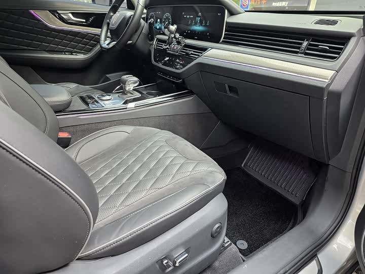 Hongqi HS5 2019 2.0 T 4 WD — фото 28