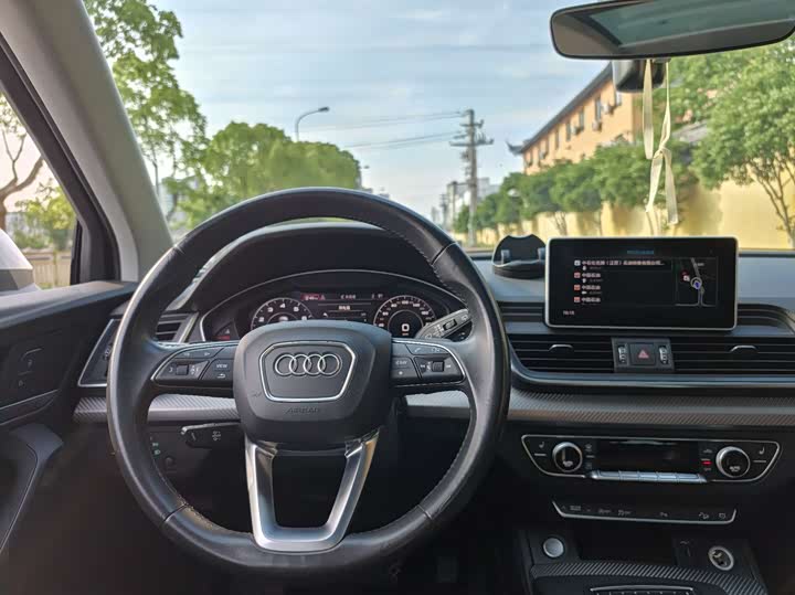 Audi Q5L 2018 45 TFSI V — фото 13