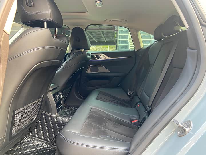 BMW 4-Series 2022 425i Gran Coupe M — фото 10