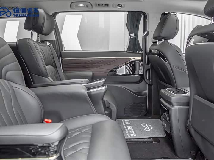 Trumpchi M8 2024 400 T — фото 16