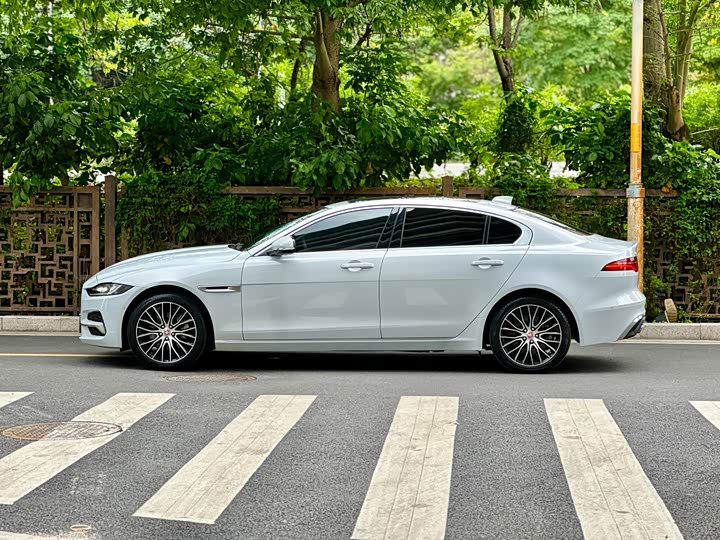 Jaguar XEL 2020 2.0 T 200 PS S — фото 3