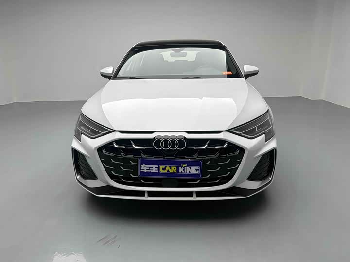 Audi A3 2025 Sportback 35 TFSI — фото 3