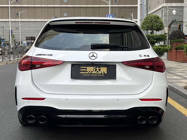 Mercedes-Benz C-Class 2024 AMG C 43 4 MATIC — фото 5