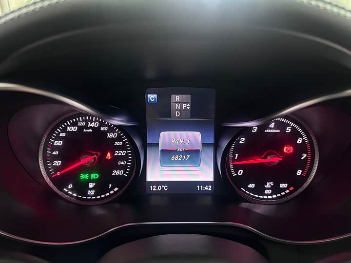 Mercedes-Benz GLC 260 4MATIC динамик — фото 11