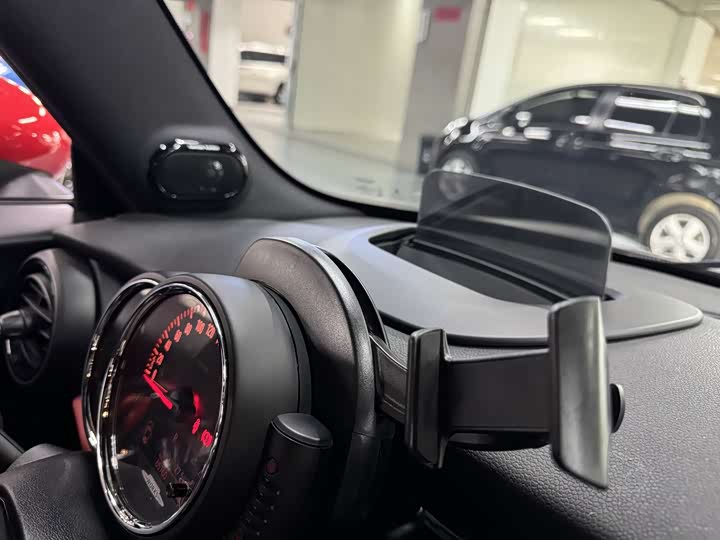 MINI Hatch — фото 15