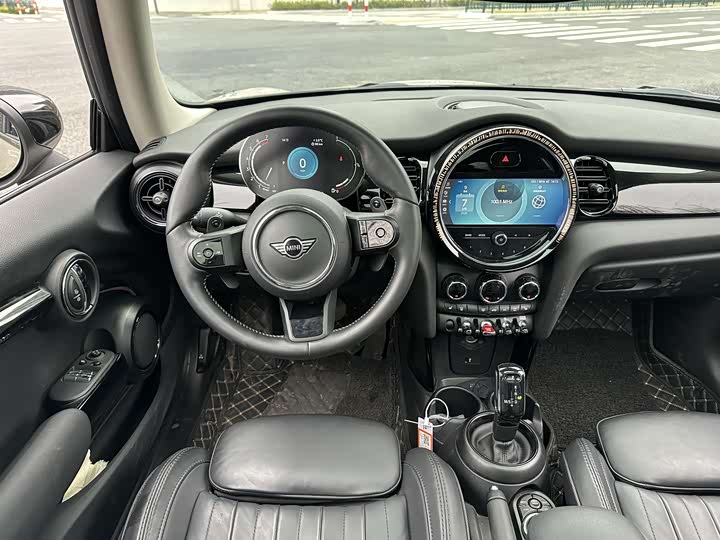 MINI Hatch — фото 12