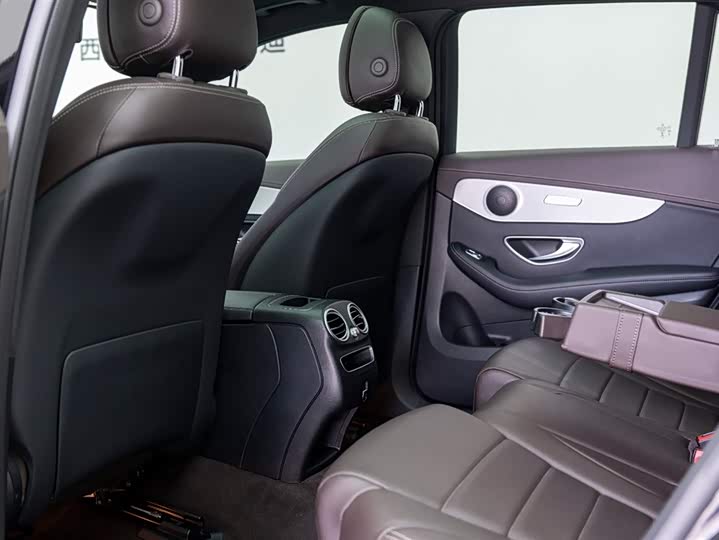 Mercedes-Benz GLC 2021 GLC 260 L 4 MATIC — фото 7