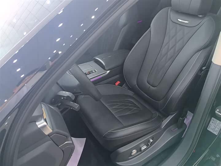 Hongqi HS7 PHEV 2024 2.0 T PHEV 4 WD 6 — фото 15