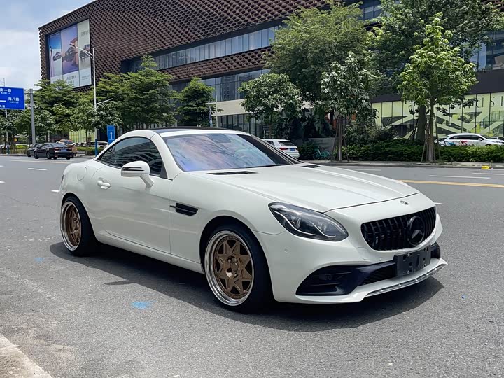 Mercedes-Benz SLC 2018 SLC 300 Sport — фото 2