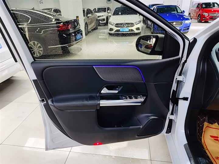 Mercedes-Benz B-Class 2021 B 200 — фото 6