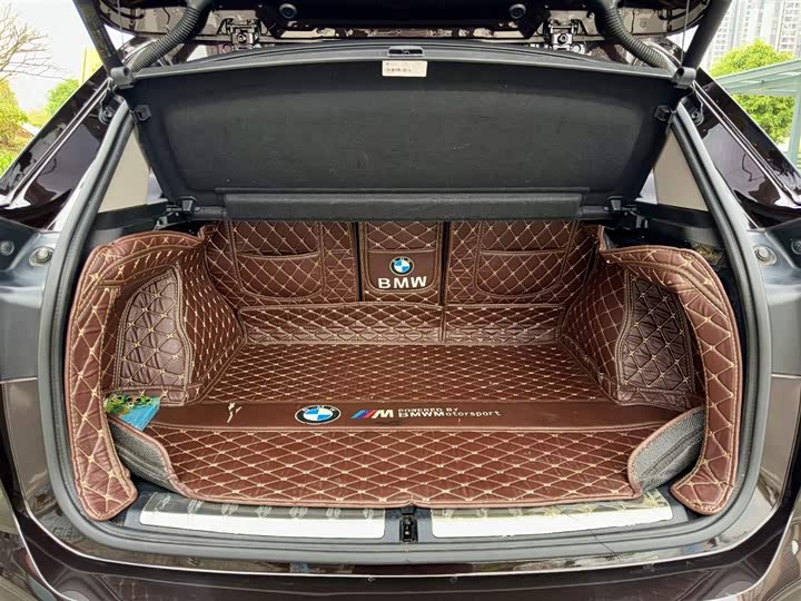 BMW X1 2019 s Drive 18 Li — фото 28