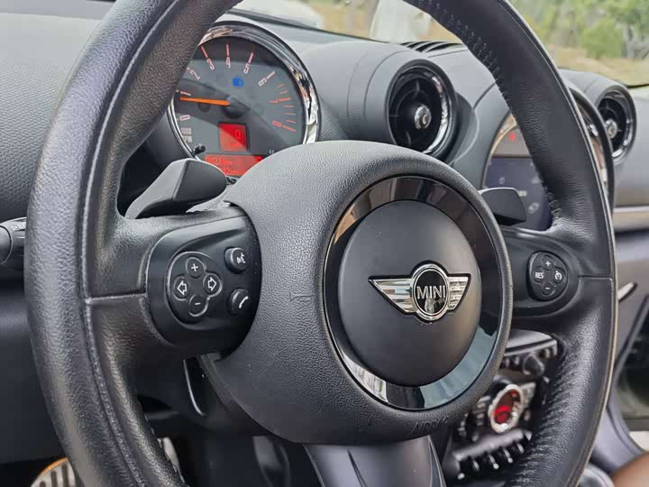 MINI Countryman — фото 17