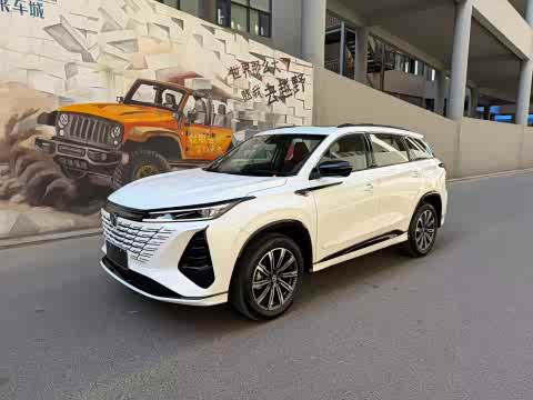 Changan CS75 PLUS 2024 1.5 T — фото 10