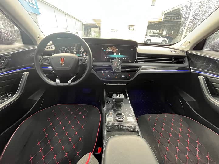 Hongqi HS5 2019 2.0 T 4 WD — фото 12