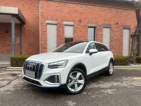 Audi Q2L 2024 35 TFSI — фото 21