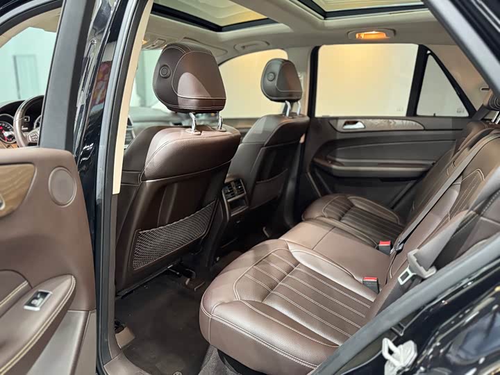 Mercedes-Benz GLE 2015 GLE 400 4 MATIC — фото 16