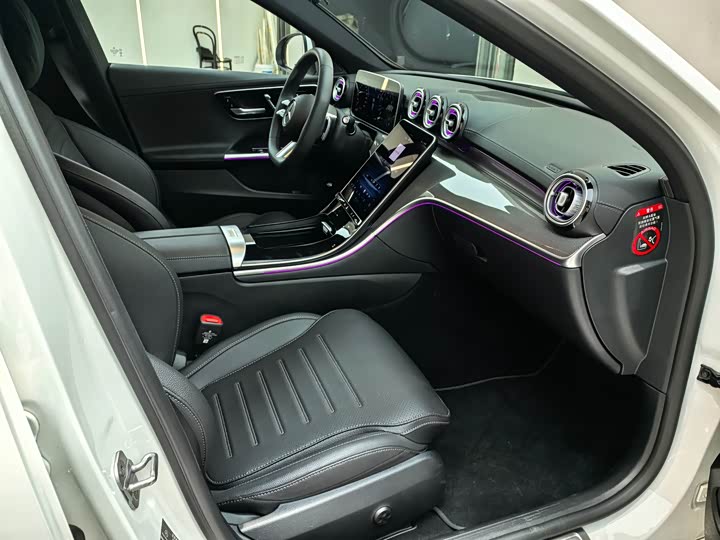 Mercedes-Benz C-Class 2024 C 260 L — фото 11