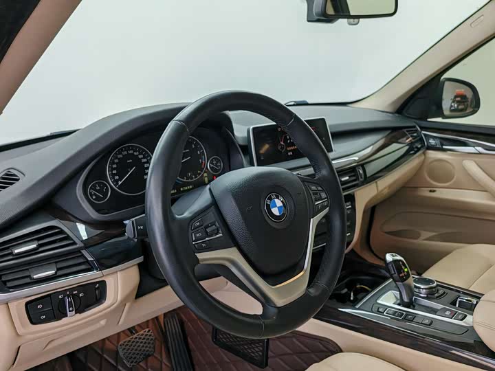 BMW X5 2014 x Drive 35i — фото 10