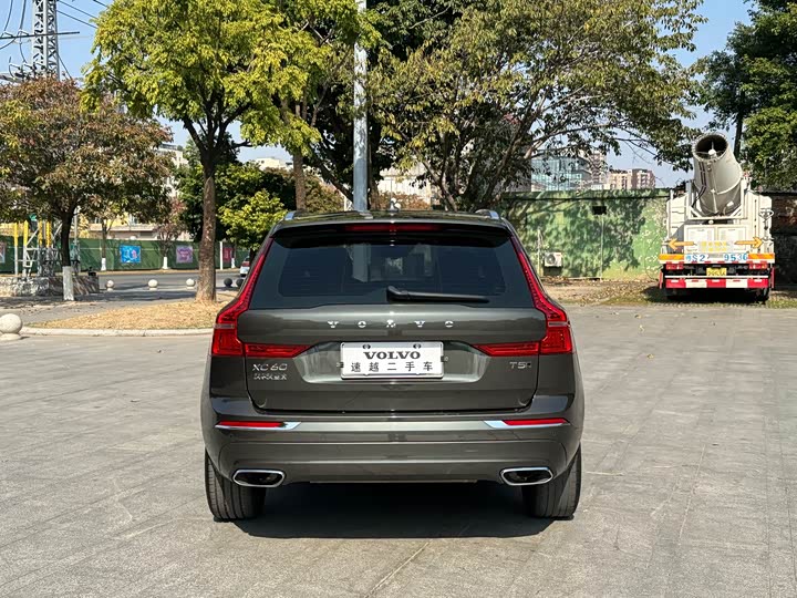 Volvo XC60 2021 T 5 4 WD — фото 10