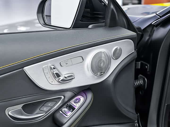 Mercedes-Benz C-Class 2021 AMG C 63 — фото 15