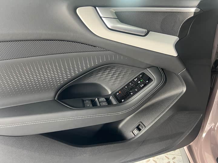 Audi A5L 2026 2.0 T quattro — фото 14